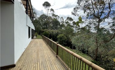Casa en renta cerca al aeropuerto JMC