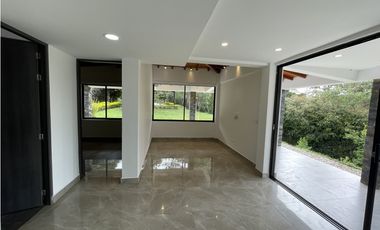 Casa en renta cerca al aeropuerto JMC