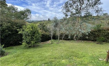 Casa en renta cerca al aeropuerto JMC