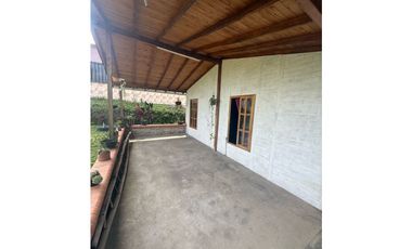 CASA CAMPESTRE EN QUIMBAYA