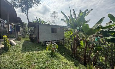 CASA CAMPESTRE EN QUIMBAYA