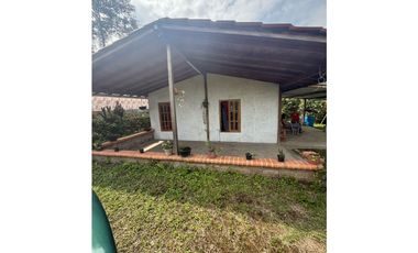 CASA CAMPESTRE EN QUIMBAYA