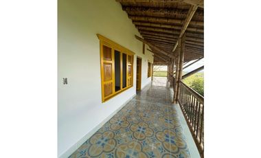 VENDO HERMOSA FINCA EN FILANDIA