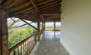 VENDO HERMOSA FINCA EN FILANDIA