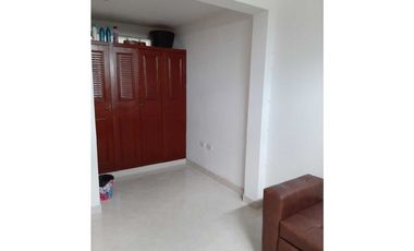 VENDO CASA CON GARAJE