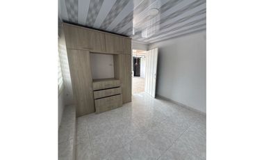 VENDO CASA CON GARAJE