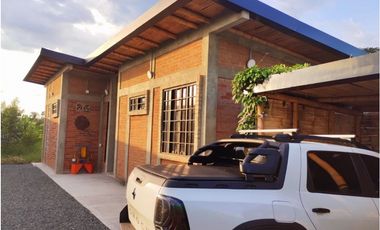 VENDO CASA CAMPESTRE