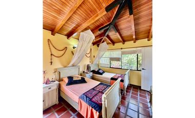 Venta de casa con salida al mar en santa Marta