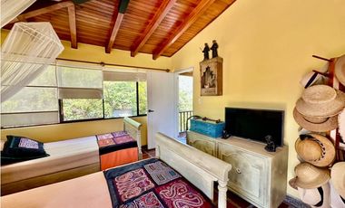 Venta de casa con salida al mar en santa Marta