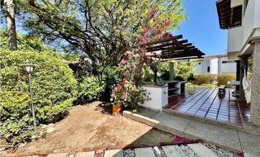 Venta de casa con salida al mar en santa Marta