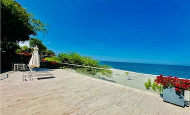 Venta de casa con salida al mar en santa Marta
