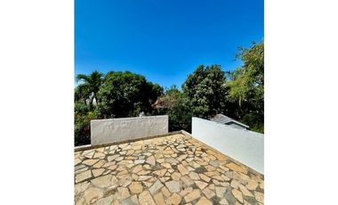 Venta de casa con salida al mar en santa Marta