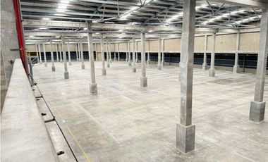 BODEGA PARA ARRIENDO EN LA ESTRELLA EN UNIDAD CERRADA