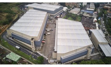 BODEGA PARA ARRIENDO EN LA ESTRELLA EN UNIDAD CERRADA