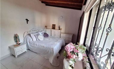 Casa Unifamiliar en Venta, Calasanz en  Medellín