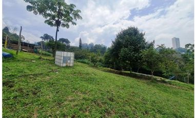 CASA LOTE EN SABANETA, IDEAL PARA CONSTRUIR