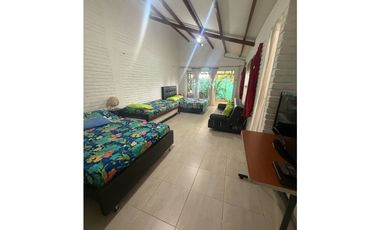 CASA CAMPESTRE CERCA A PEREIRA VENDO