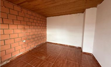 VENDO CASA ESQUINERA QUIMBAYA