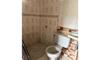 VENDO CASA ESQUINERA QUIMBAYA