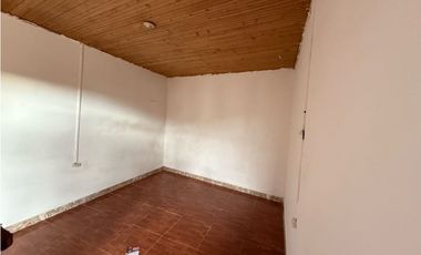 VENDO CASA ESQUINERA QUIMBAYA