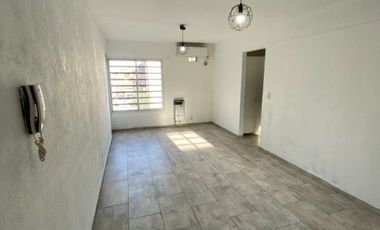 Departamento en alquiler en Moron Centro