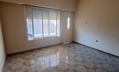Casa en venta en Ramos Mejia Sur