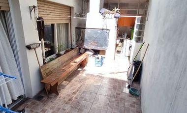 Casa PH en venta en Tapiales