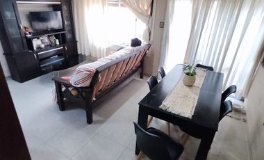 Casa PH en venta en Tapiales