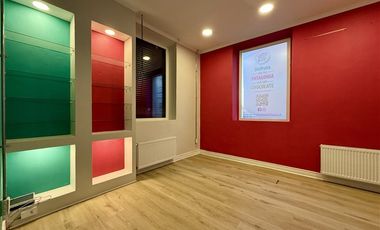 Oficina en Arriendo en Sarmiento 890