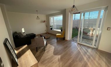 Casa en Venta en Condominio La Estancia, Las Rastras