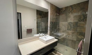 Departamento en Venta en oportunidad en Juriquilla. También en Renta amueblado