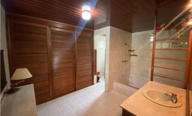 SAN FRANCISCO / PARQUE OMAR / 3 HABITACION / PISCINA / 804 M2 /JC