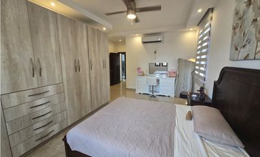 Casa en alquiler - Costa del Este  - D.D