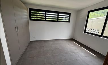 CONDADO DEL REY / ALTOS DE PANAMA / BARRIO ALTO / 410M / 3 HABITACION