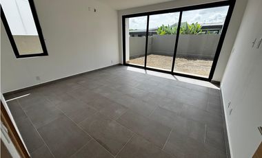 CONDADO DEL REY / ALTOS DE PANAMA / BARRIO ALTO / 410M / 3 HABITACION