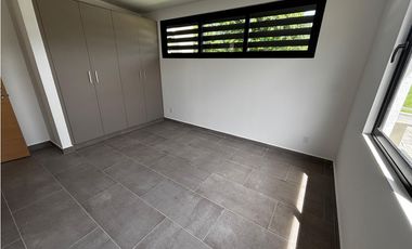 CONDADO DEL REY / ALTOS DE PANAMA / BARRIO ALTO / 410M / 3 HABITACION