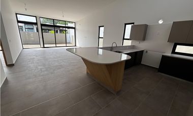 CONDADO DEL REY / ALTOS DE PANAMA / BARRIO ALTO / 410M / 3 HABITACION