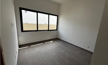 CONDADO DEL REY / ALTOS DE PANAMA / BARRIO ALTO / 410M / 3 HABITACION