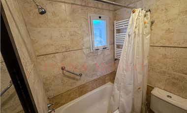 DE LAS HESPÉRIDES 1693 - TRIPLEX A LA VENTA EN PINAMAR