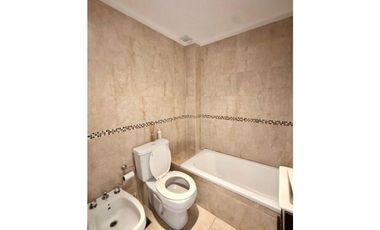 Departamento en VENTA, Luis José María Drago 2600 Castelar