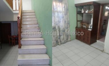 Casa en Venta en Calle Sur , San Jose RU 25-1900.