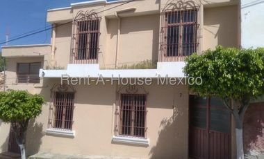 Casa en Venta en Calle Sur , San Jose RU 25-1900.