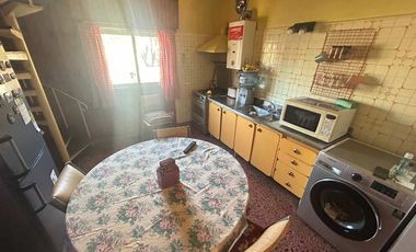 Casa PH en venta en Wilde Oeste