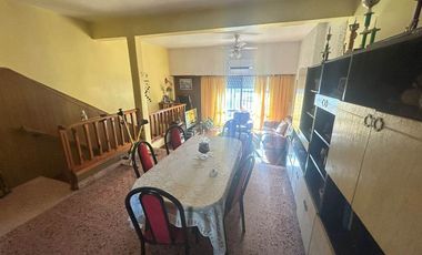 Casa PH en venta en Wilde Oeste