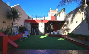 Casa en venta en Lanus Oeste