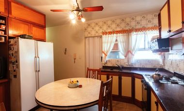 VENTA/DEPARTAMENTO/3 AMB/COCHERA/ VICENTE LOPEZ