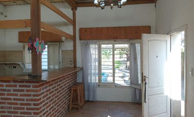 4 AMBIENTES - GRAN PARQUE- PILETA- PERMUTA-