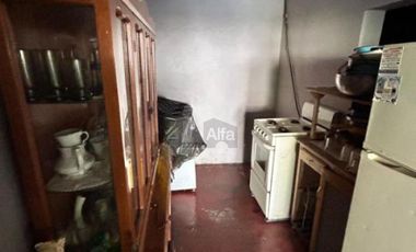 Casa en venta en Tequexquináhuac con uso de suelo mixto