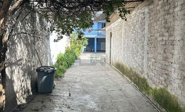 Casa en venta en Tequexquináhuac con uso de suelo mixto