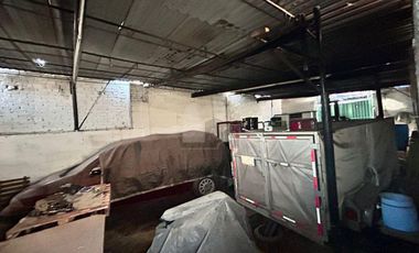 Casa en venta en Tequexquináhuac con uso de suelo mixto